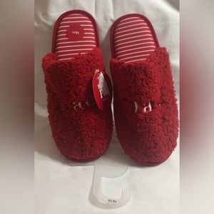 Macy’s Holiday mens Dad plush foamed slippers red size 12-13